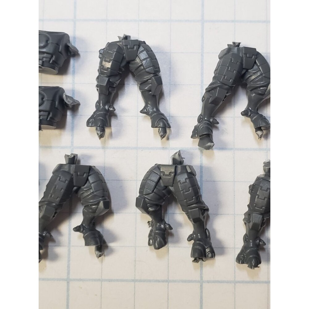 Warhammer 40k Tau Bits Fire Warriors Strike Breacher Torso Legs x5 Set - Picture 7 of 8